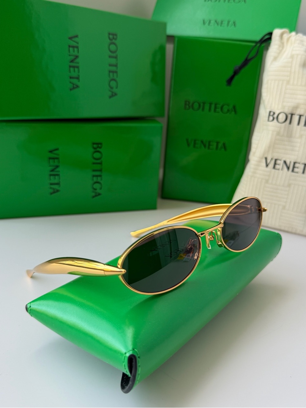Bottega Veneta BV1386S 001 Gold Dark Grey Lens Sardine Sunglasses AUTHENTIC